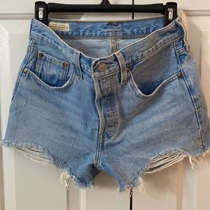 LEVI jean shorts brand new